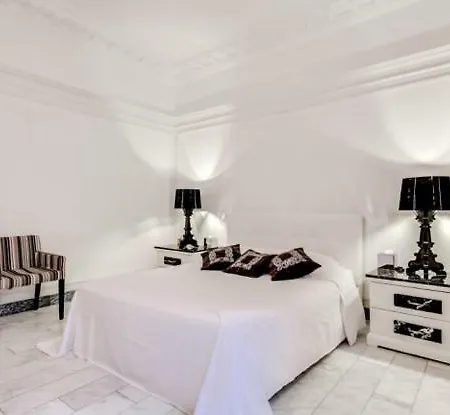 Avenue Des Champs Elysees - Studio Ks *