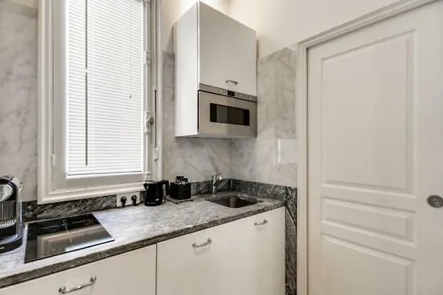 Avenue Des Champs Elysees - Studio Ks باريس