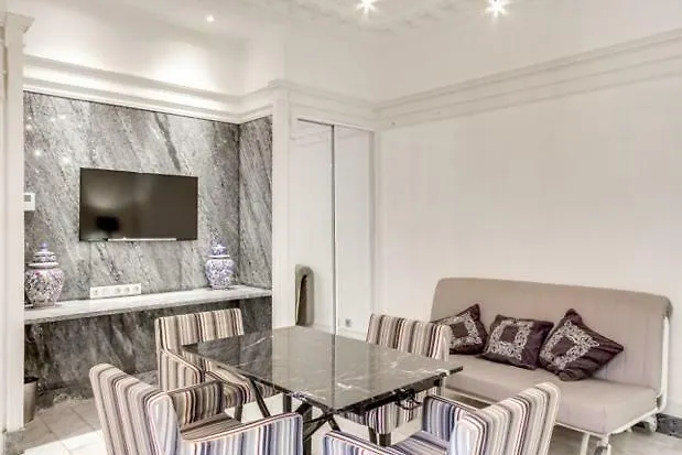 Appartement Avenue Des Champs Elysées - Studio Ks