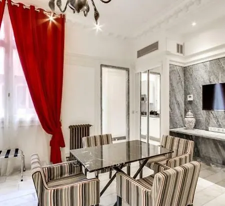 Avenue Des Champs Elysees - Studio Ks Апартаменты